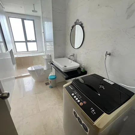 Silverscape Seaview Residences Melaka Exterior photo